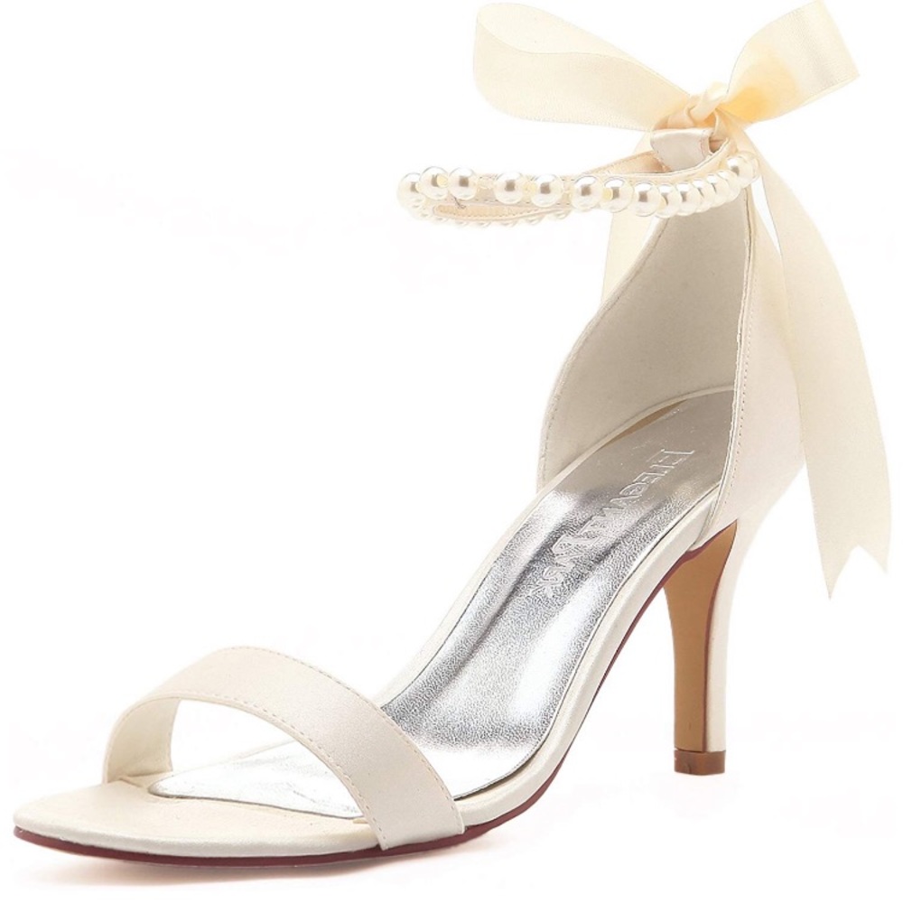 NWT Elegant Park Women Wedding Shoes • Ivory